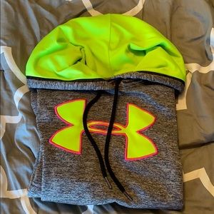 Under Armour sweatshirt - S